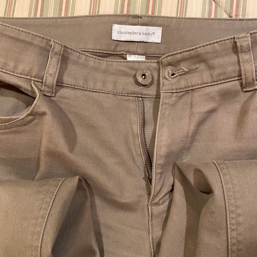 Khaki jeans